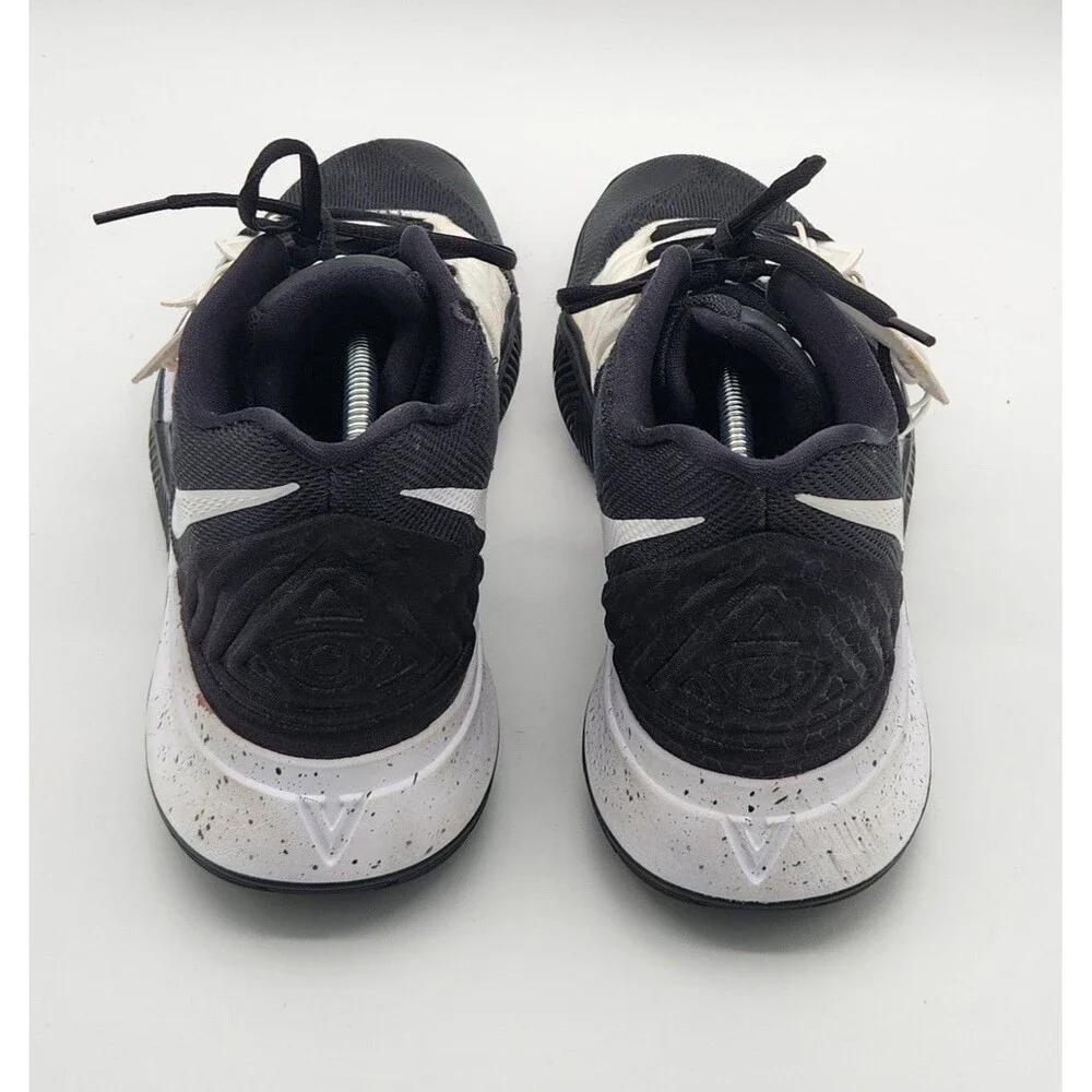 Nike Kyrie 5 Team Black White Basketball Shoes Mens Size 13